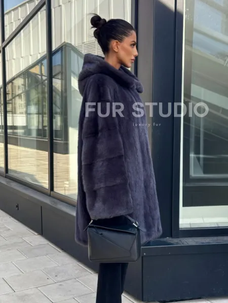 Норковая шуба с капюшоном,  роспуск - темный графит - фото 4