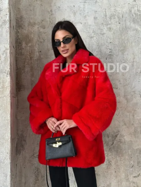 Красный полушубок из натурального меха норки - фото 10