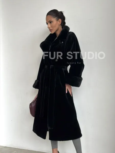 Элитная шуба из меха стриженой черной норки - фото 9