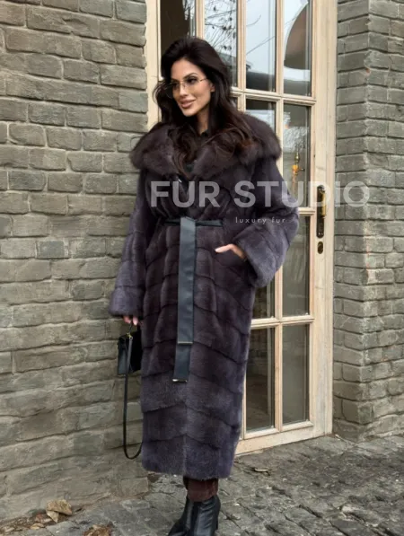 Удлиненная шуба из меха норки с капюшоном куница - фото 8