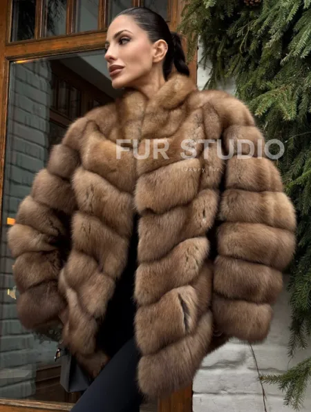 Полушубок из куницы с воротником V-образным - фото 5