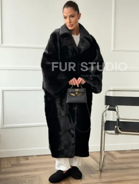 Черное меховое норковое пальто в стиле 