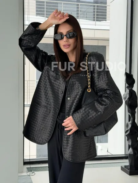 Женский пиджак из натуральной кожи - фото 12