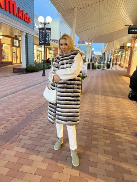 Жилет из меха орилага под шиншиллу - фото 2