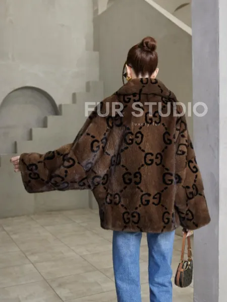 Жакет норковый роспуск английский воротник, принт - фото 2