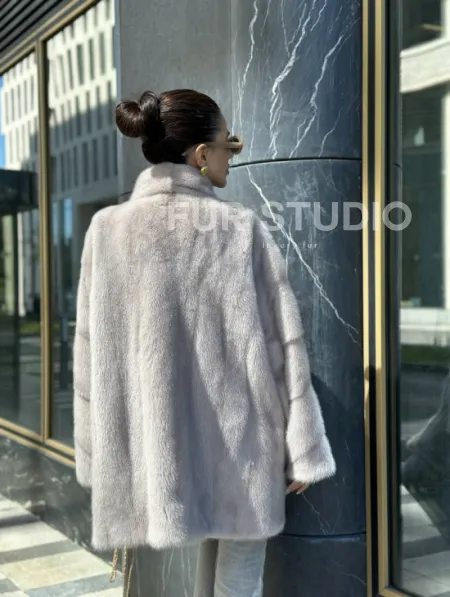 Норковая шуба в цвете нюд - фото 6