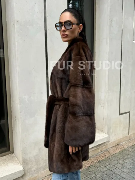 Шуба из скандинавской норки в цвете соболь - фото 3