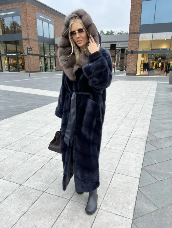 Норковая шуба с капюшоном из меха куницы - цвет инфинити (темно-синий) - фото 3