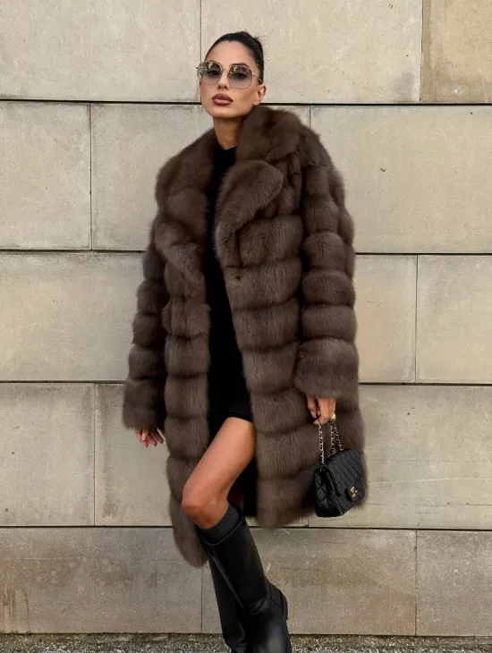 Шуба из куницы в цвете Tartufo  английский воротник - фото 10