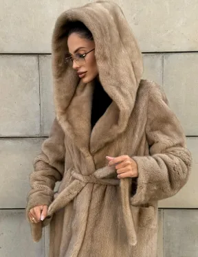 Шуба из скандинавской норки с капюшоном, цельный мех - фото 3