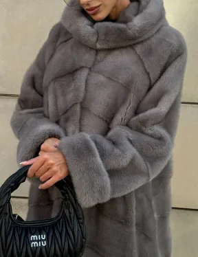 Шуба в диагональной выкладке меха норки, графит грей с капюшоном - фото 3