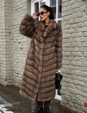 Длинная шуба из меха куницы - фото 6