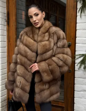 Полушубок из куницы с воротником V-образным - фото 0