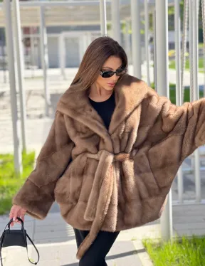 Норковое пончо с капюшоном в цвете пастель - фото 1