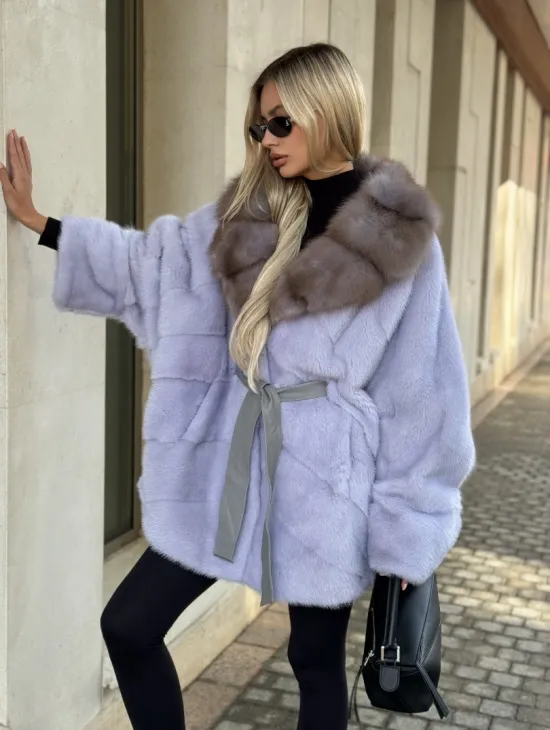 Шуба из норки короткая с куницей воротник - фото 3