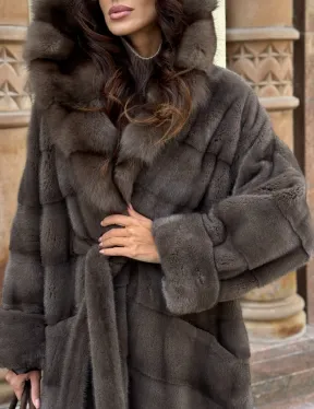 Шуба норковая в цвете мокко с капюшоном куница - фото 1