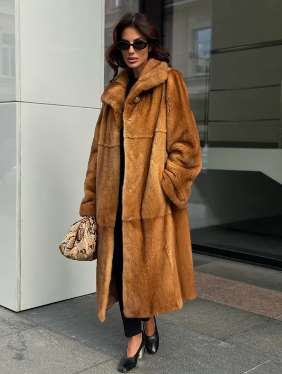 Золотистая норковая шуба с воротником апаш - New 2026 - фото 6