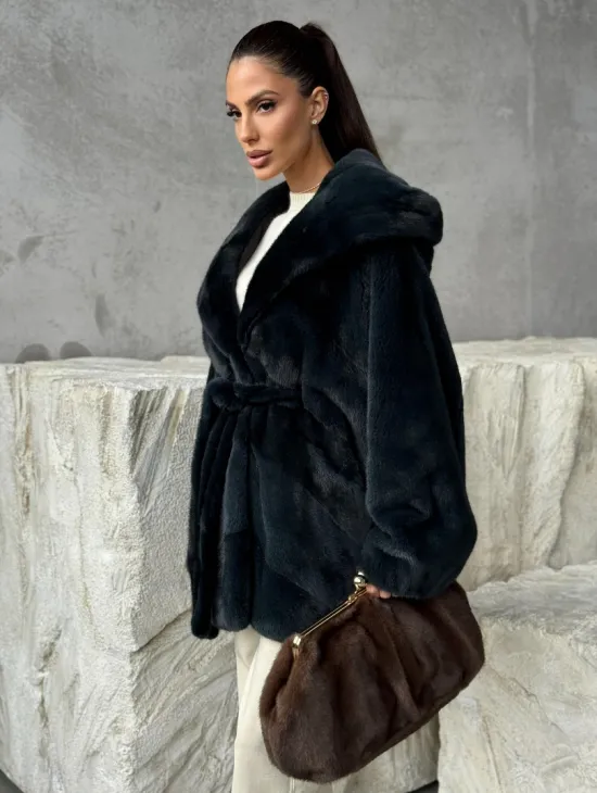 Шуба норковая летучая мышь с капюшоном - фото 5