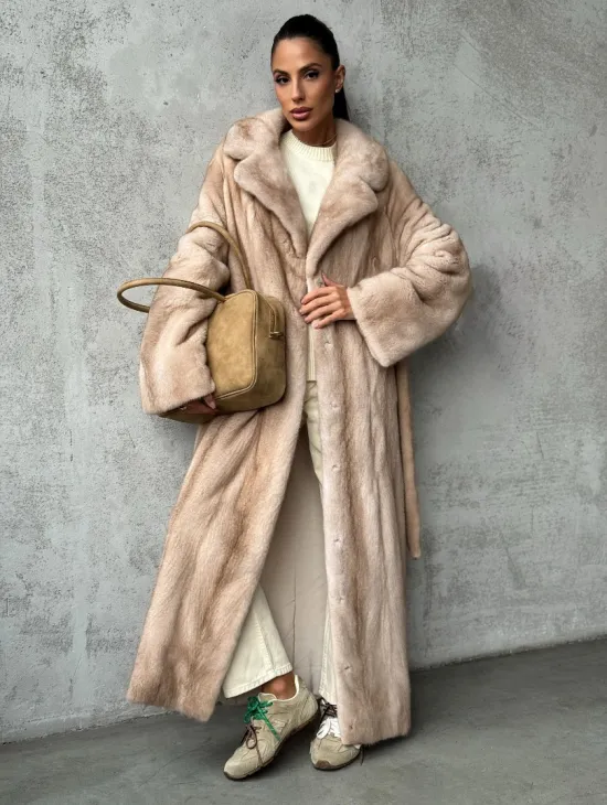 Длинная норковая шуба пастель - фото 9