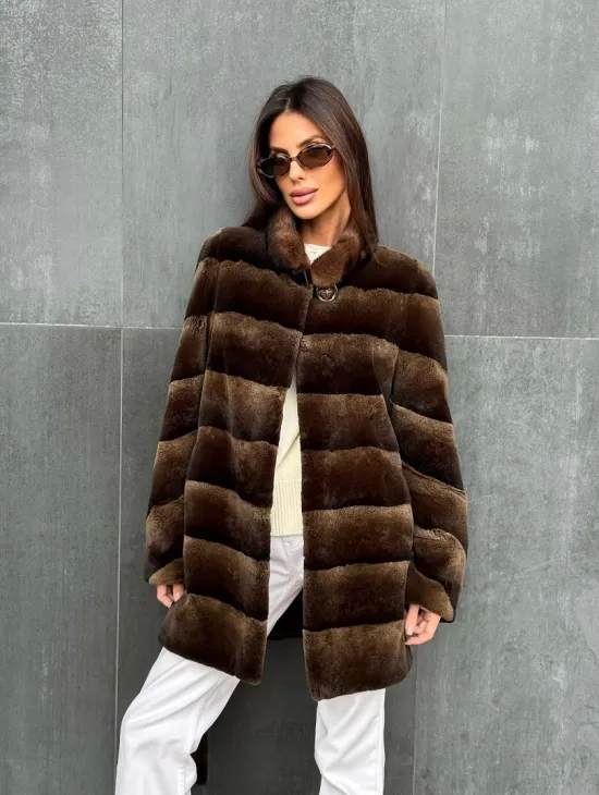 Шуба из кролика с норковым воротником - фото 7