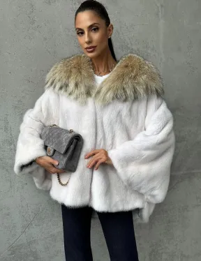 Светлая норковая шуба с капюшоном - фото 0