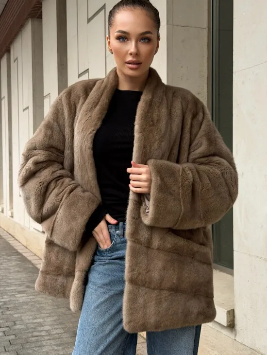 Норковый полушубок пастель V-образный воротник - фото 5