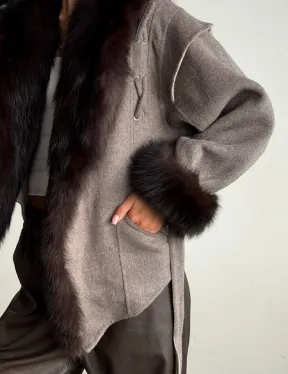 Пальто с мехом фишера - фото 2