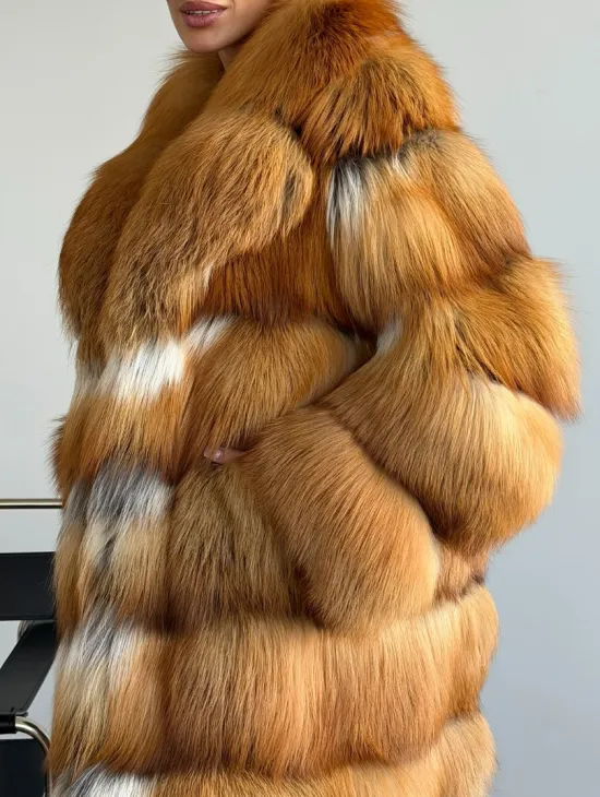 Шуба из меха огненной лисы - фото 2