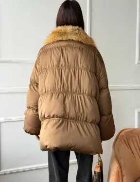 Женский пуховик оверсайз с мехом лисы - фото 4