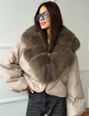 Зимний короткий пуховик с мехом - оверсайз - фото 5