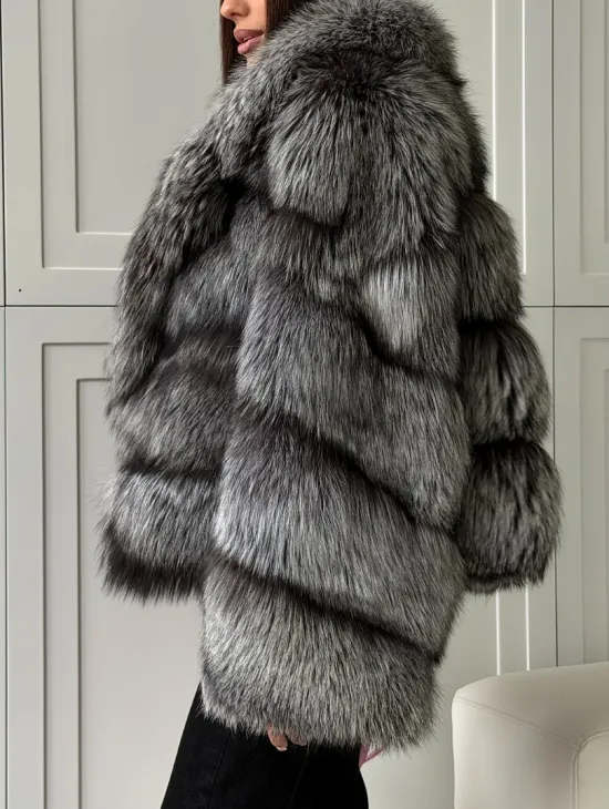 Полушубок из натурального меха чернобурки - фото 4