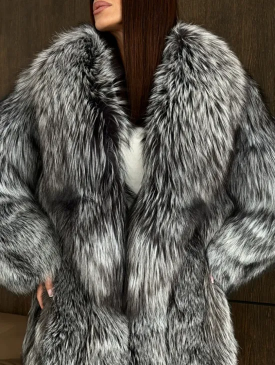 Женская шуба из чернобурки - фото 3