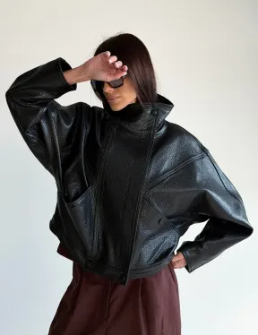 Черная женская кожаная куртка - фото 27