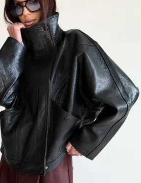 Черная женская кожаная куртка - фото 3