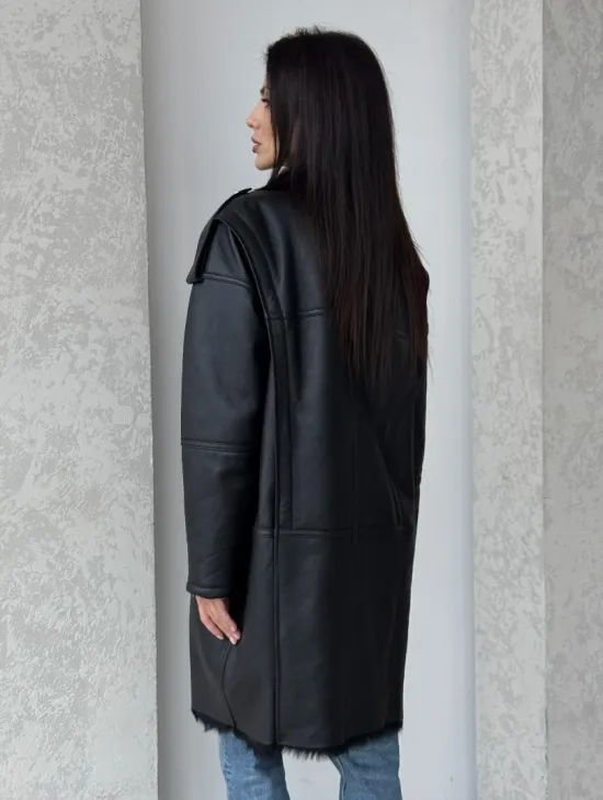 Удлиненная дубленка - авиатор из натуральной овчины с мехом тосканы - фото 3