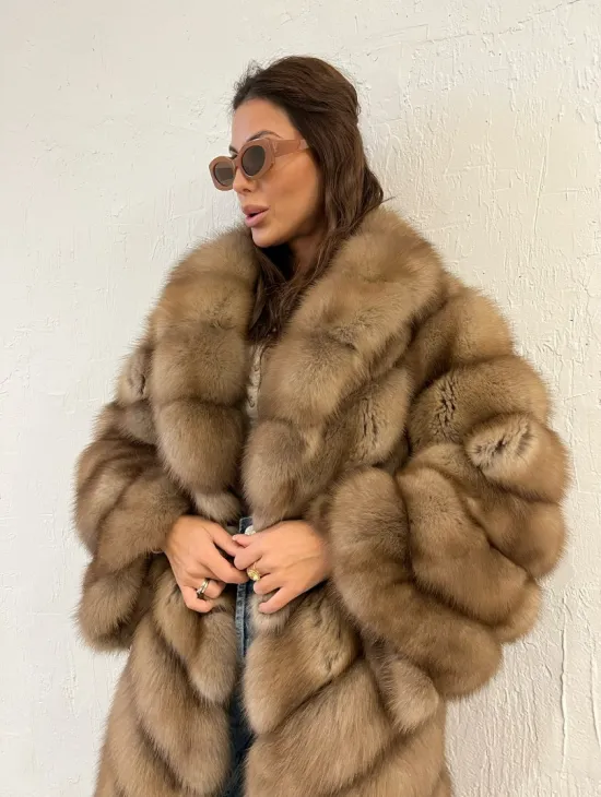 Шуба из меха куницы воротник шаль - фото 0