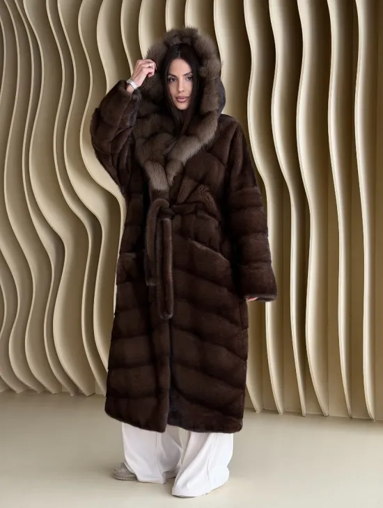 Шуба норкова с капюшоном из меха куницы - цвет соболь - фото 9